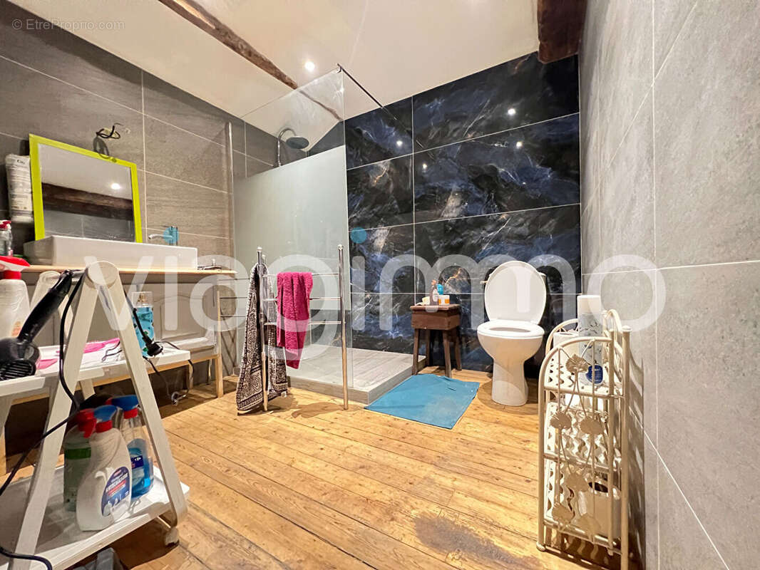 Maison à LA CLAYETTE