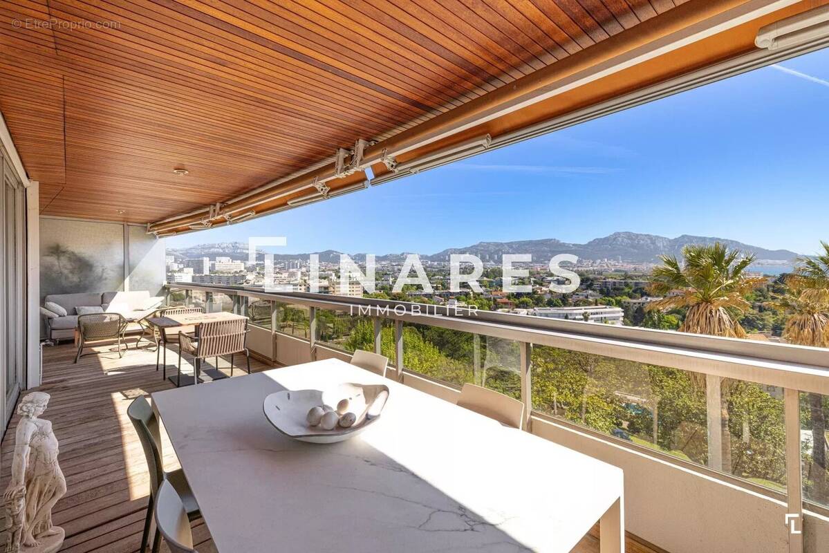 Appartement à MARSEILLE-8E