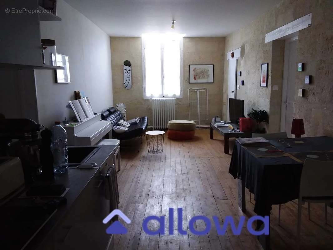 Appartement à SABLONS