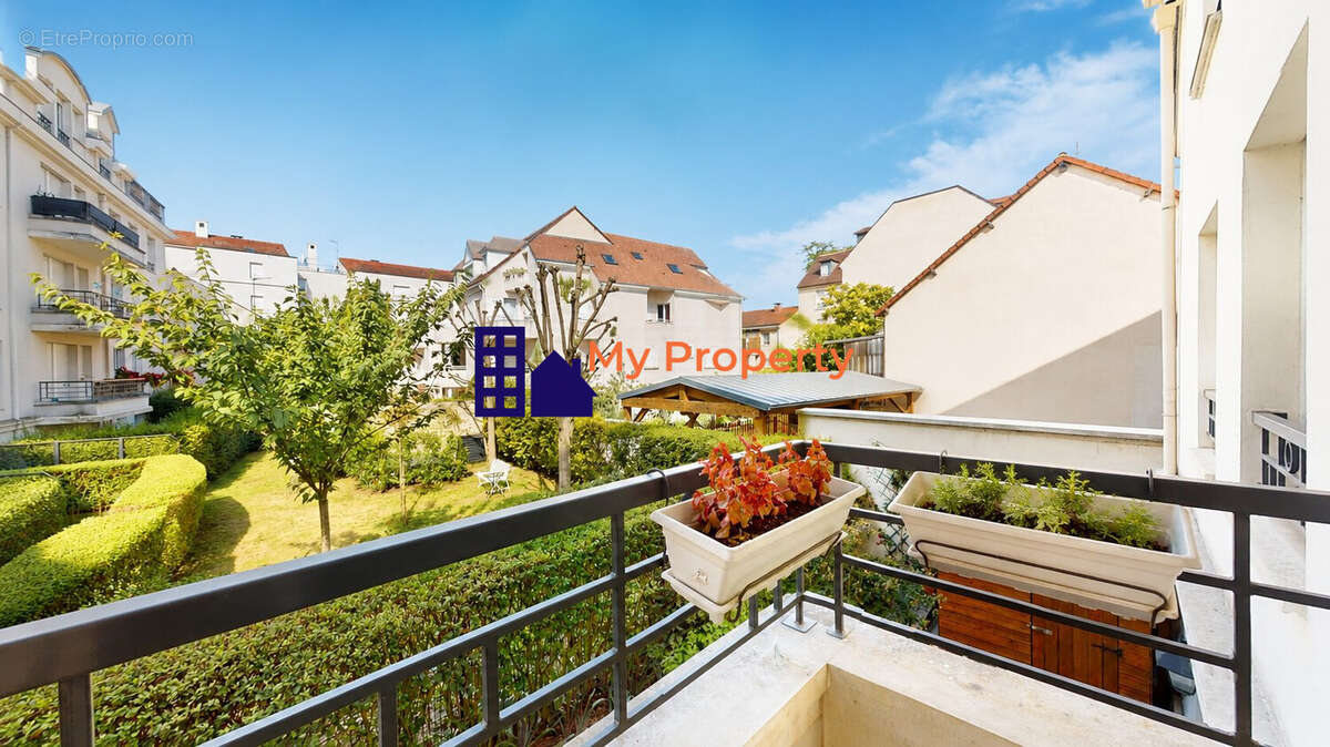 Appartement à HOUILLES