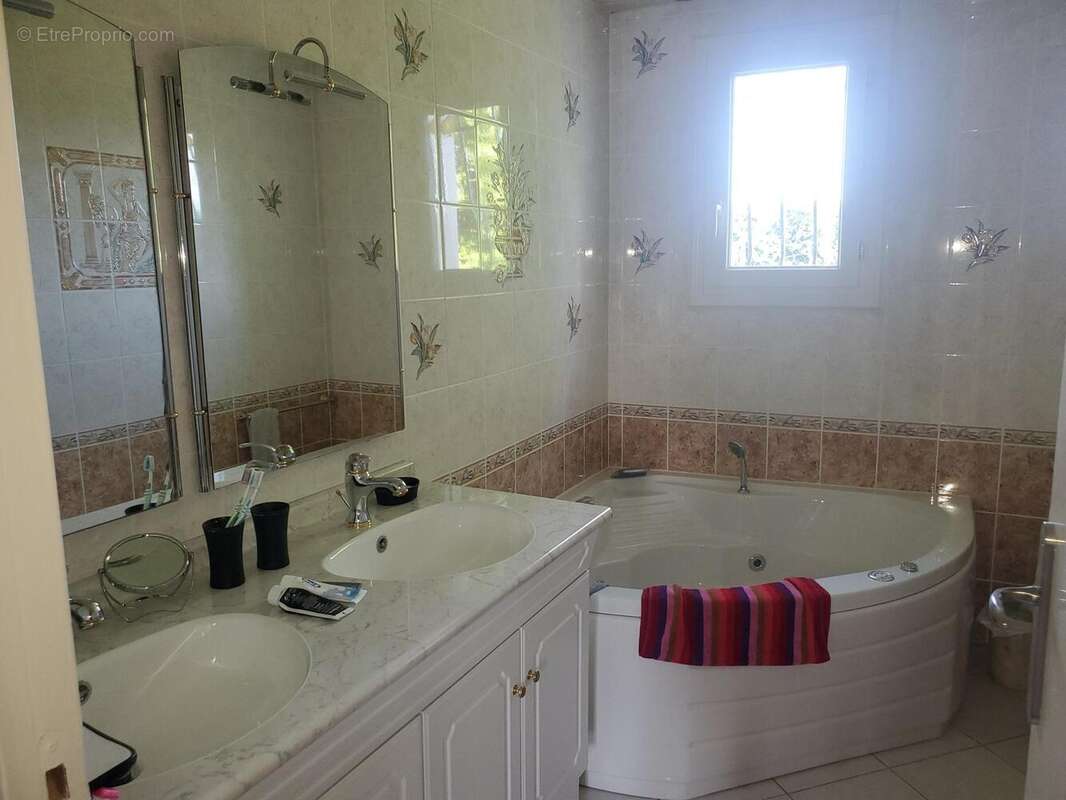 Photo 9 - Maison à BOURG-ACHARD