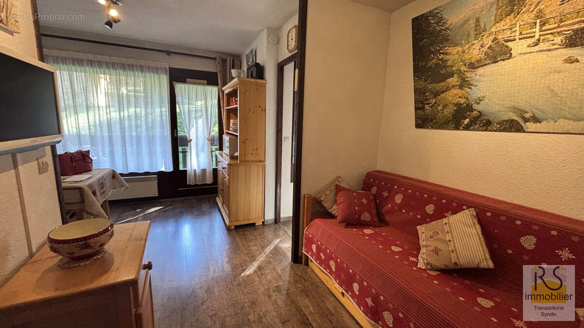 Pièce de vie - Appartement à ARACHES-LA-FRASSE