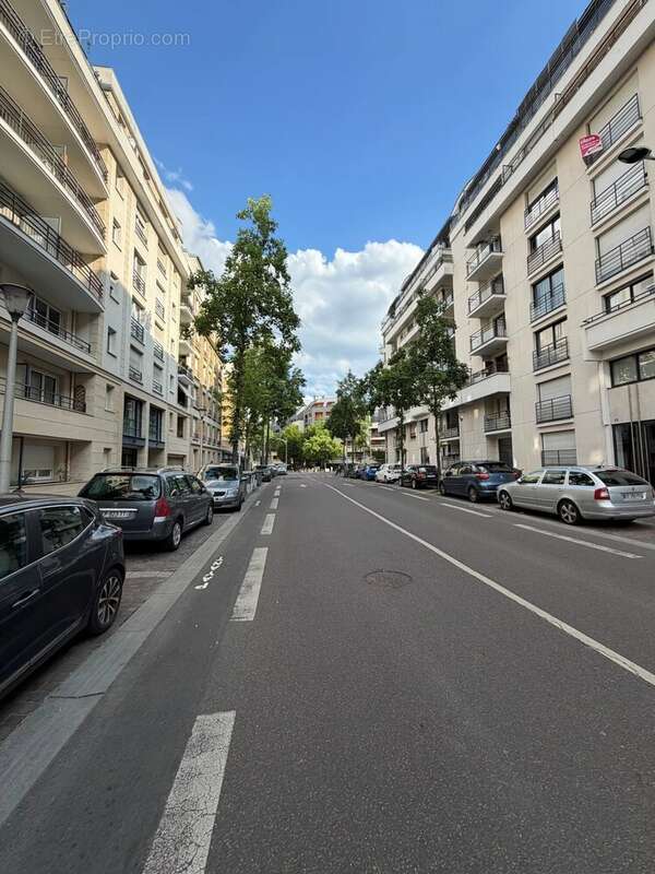 Appartement à ISSY-LES-MOULINEAUX
