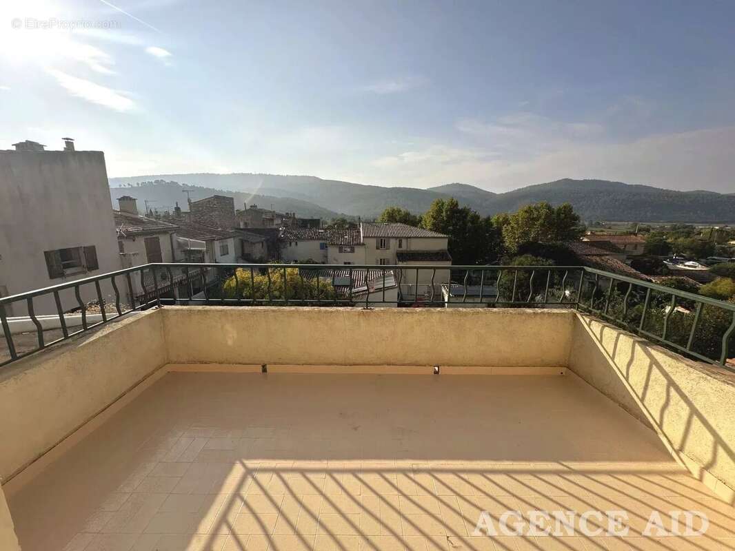 Appartement à CUGES-LES-PINS