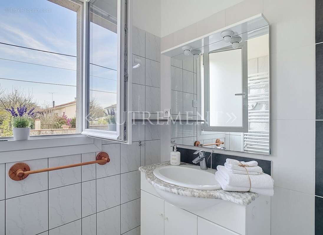 Maison à SAINT-SULPICE