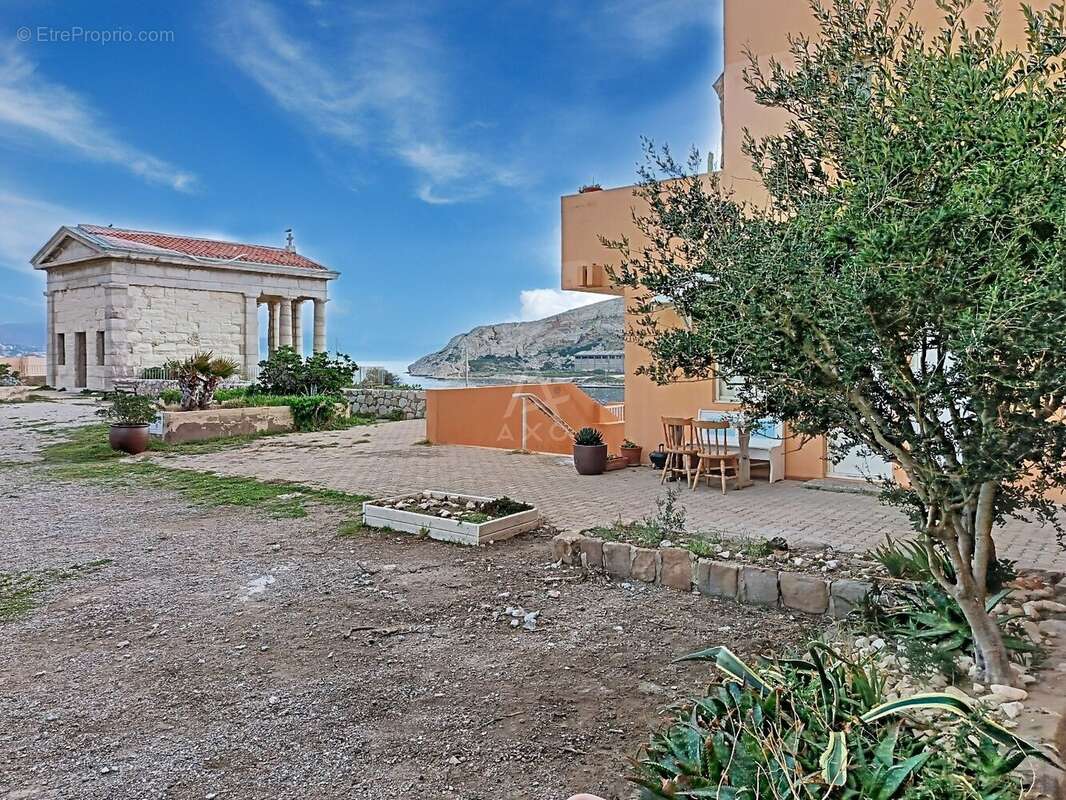 Appartement à MARSEILLE-7E