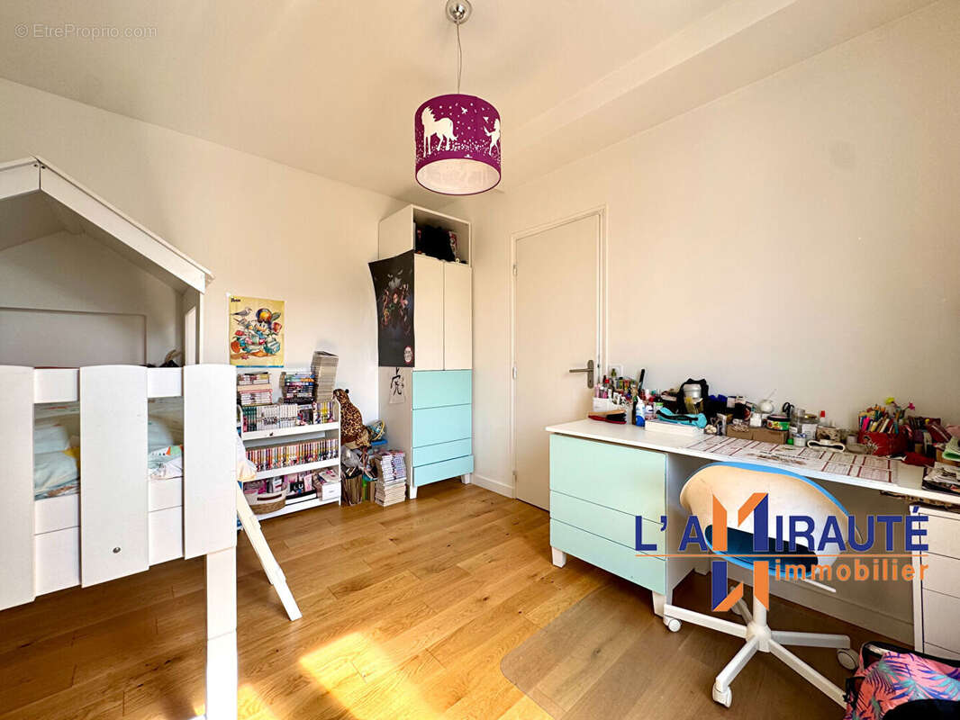 Maison Houilles 6 pièce(s) 109 m2 - photo 8