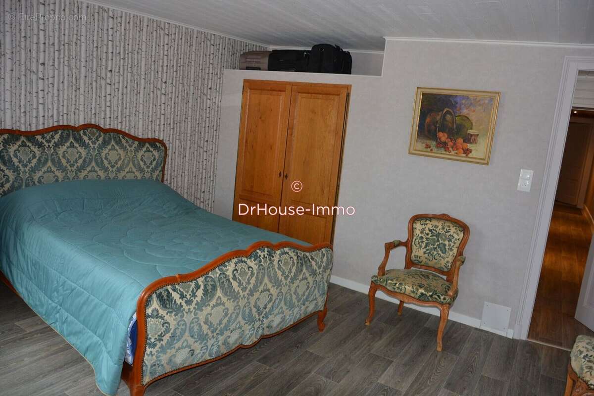 Maison à SAINT-JUNIEN