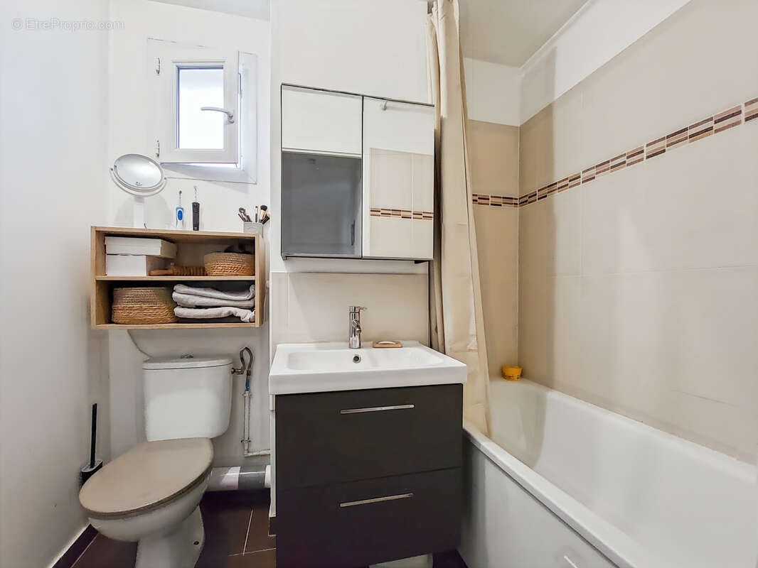 Maison à LEUVILLE-SUR-ORGE