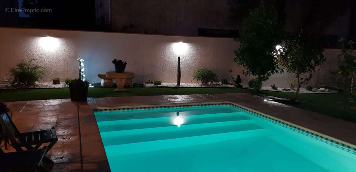 Maison à MONTAIGU-DE-QUERCY