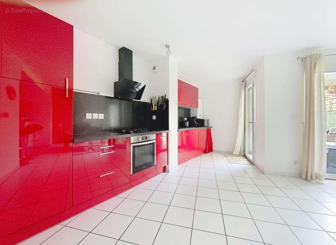 Maison à GRIGNY