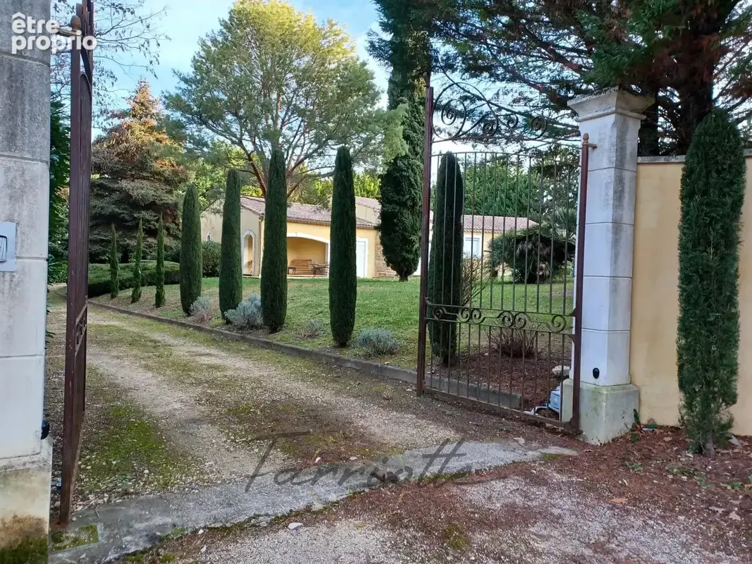 VILLA - 10570 - photo 2