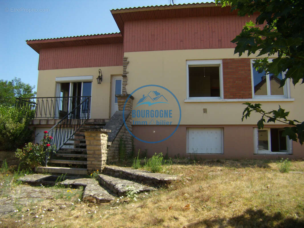 Varennes le Grand - photo 17