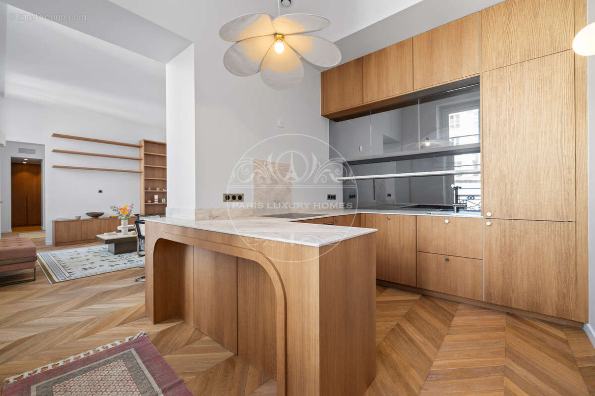 Superbe pied à terre à Paris 1er ! - photo 12