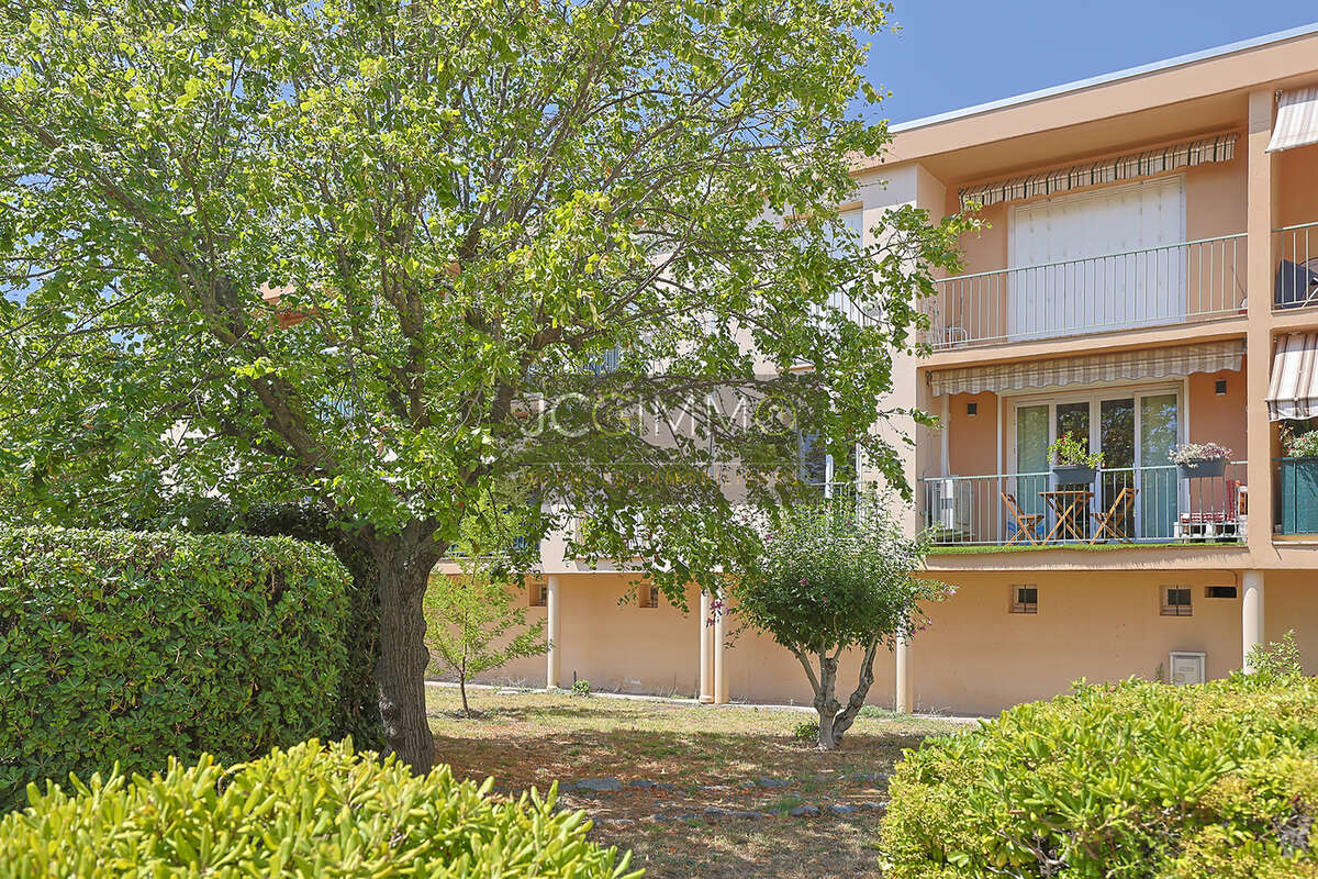 Appartement T3 - 56,05m2 + Garage + Cave (25,6 m2) + Terrasse - Le Pradet 'Les Gravettes' - photo 18