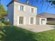 Maison à MONTELIMAR