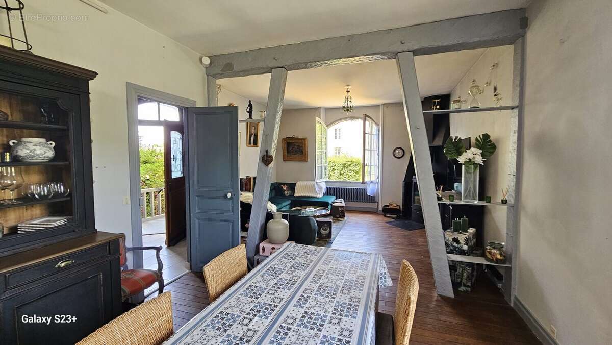 Maison 130 m² à Faymoreau  - photo 7