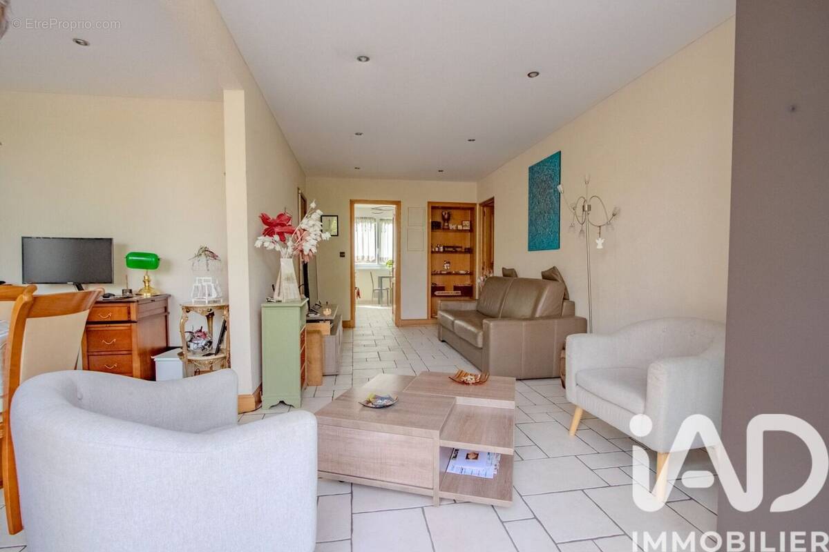 Photo 1 - Appartement à FONTENAY-LE-FLEURY