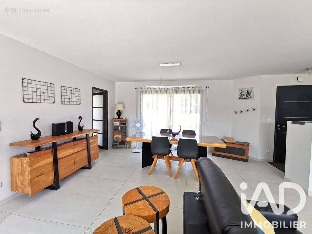 Maison 125 m² à Figeac  - photo 9