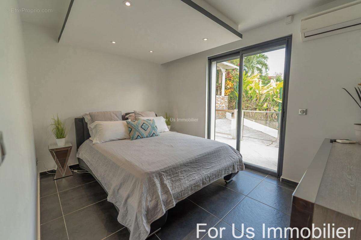 Maison à SAINTE-ANNE