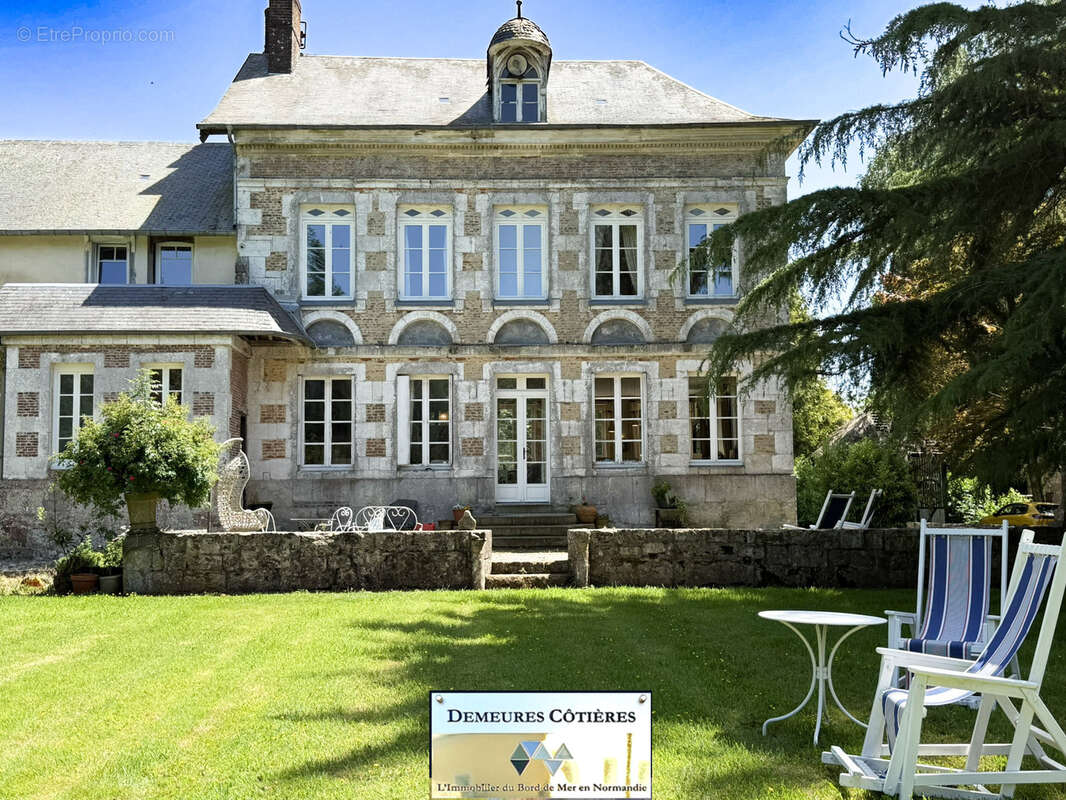 Exceptionnel manoir normand de caractère à proximité d’Étretat — Parc arboré de plus d’un hectare - photo 3