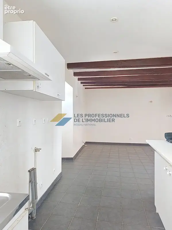 Vente d'un immeuble de rapport situé au centre bourg de Nivillac. - photo 3