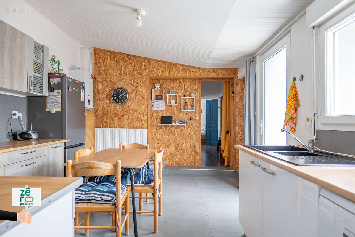 La roche-sur-yon nord   charmant plain-pied 3 chambres avec jardin et garage - photo 8
