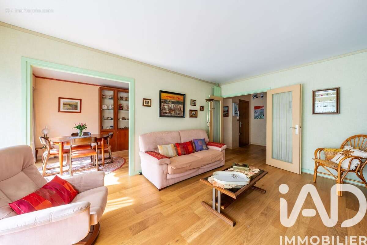 Photo 2 - Appartement à CHEVILLY-LARUE
