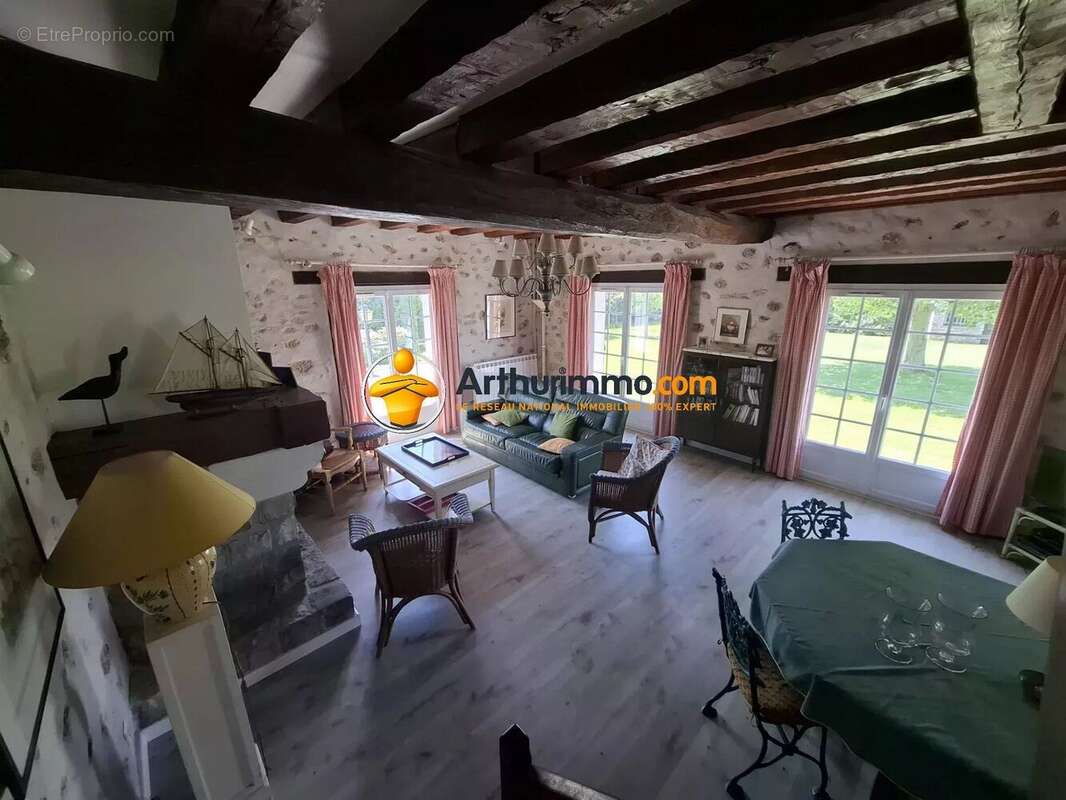 Maison à LA FERTE-GAUCHER