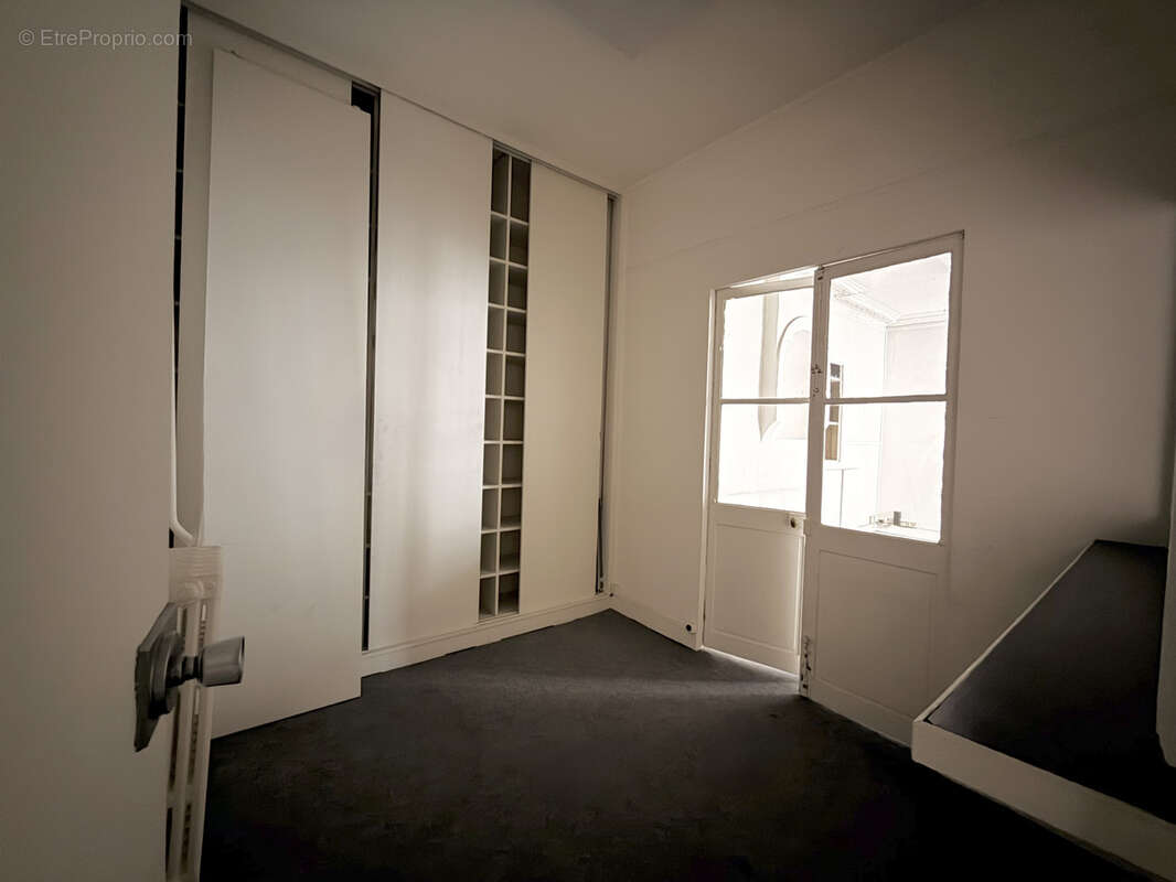 Appartement à PARIS-8E