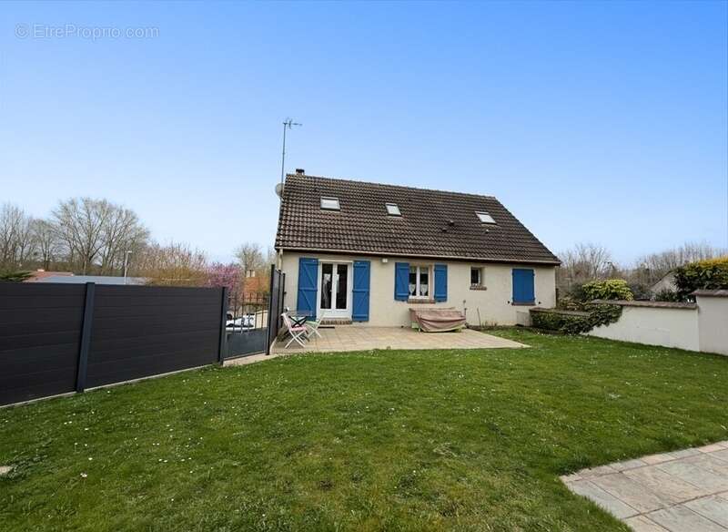 Maison à GALLARDON