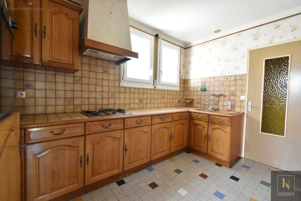 NANTES Hippodrome, maison de plain pied 3 chambres avec jardin et garage. - photo 4