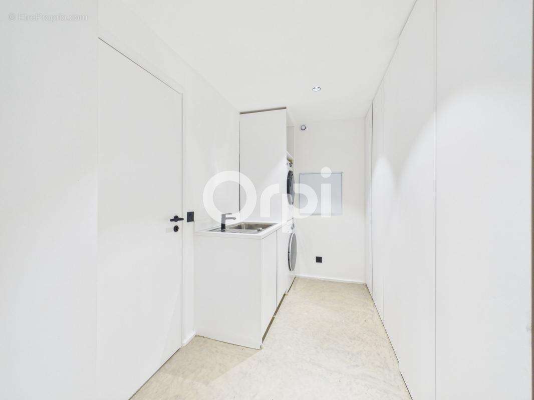 Maison à MANDELIEU-LA-NAPOULE