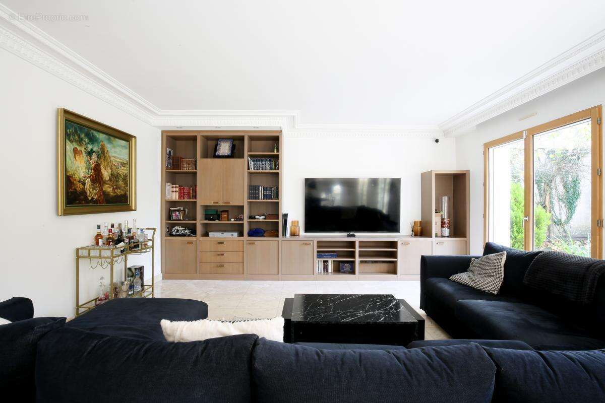 Maison à RUEIL-MALMAISON