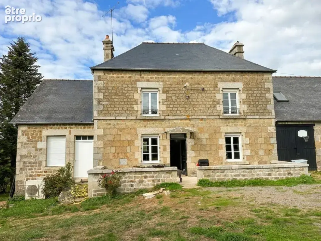 Proximité de CARROUGES - PROPRIÉTÉ RURALE D'EXCEPTION EN PIERRE sur terrain de 2ha - DPE C ! (pompe à chaleur) - photo 3