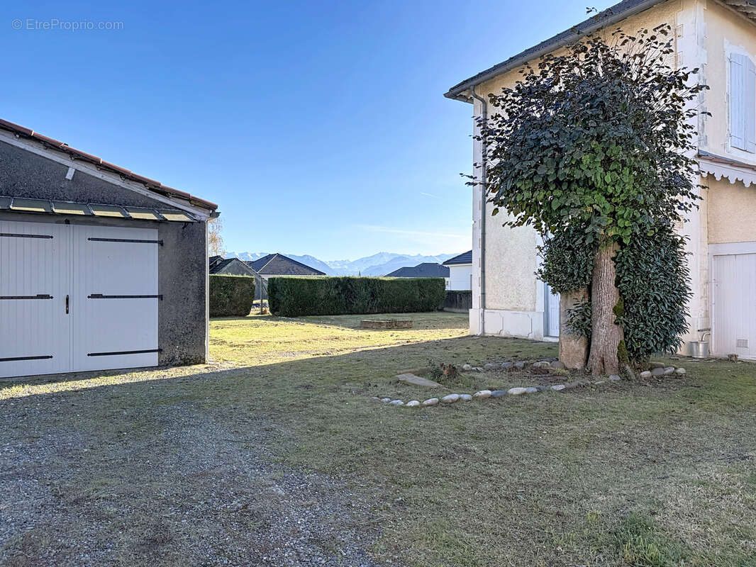 Maison à BOEIL-BEZING