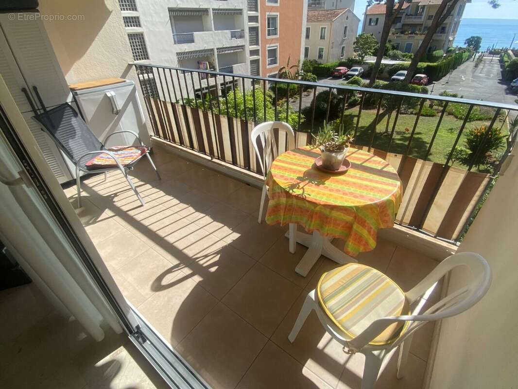 Appartement à ROQUEBRUNE-CAP-MARTIN