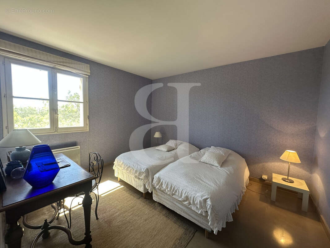 Maison à VAISON-LA-ROMAINE