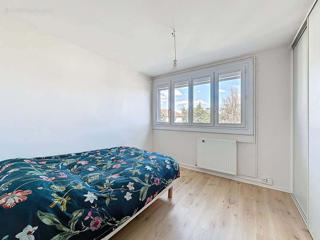 Appartement à LYON-5E