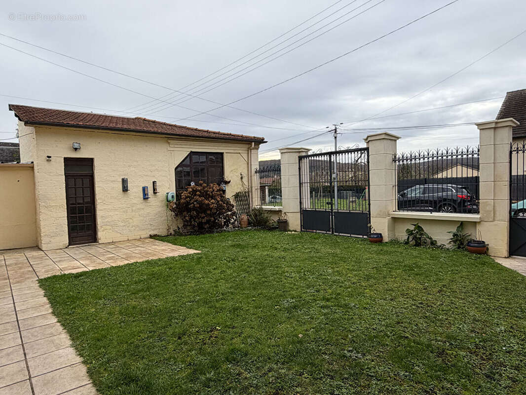 Maison à CAUDEBEC-LES-ELBEUF