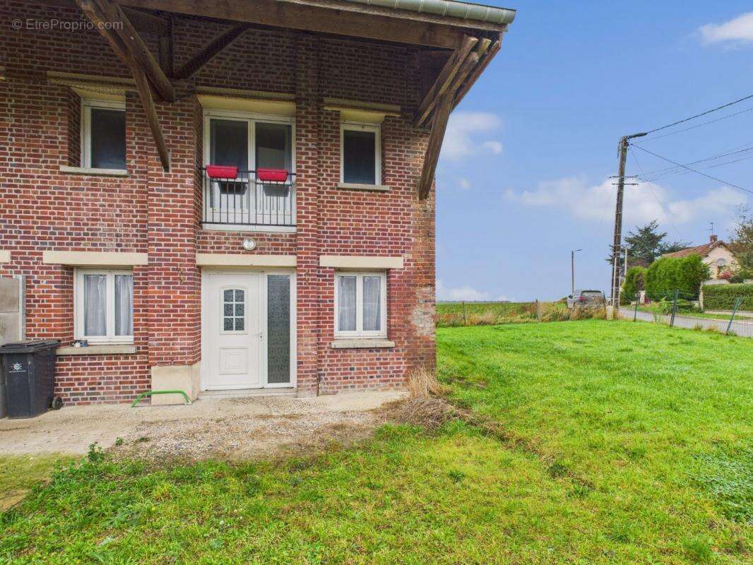 Maison à FONCHES-FONCHETTE