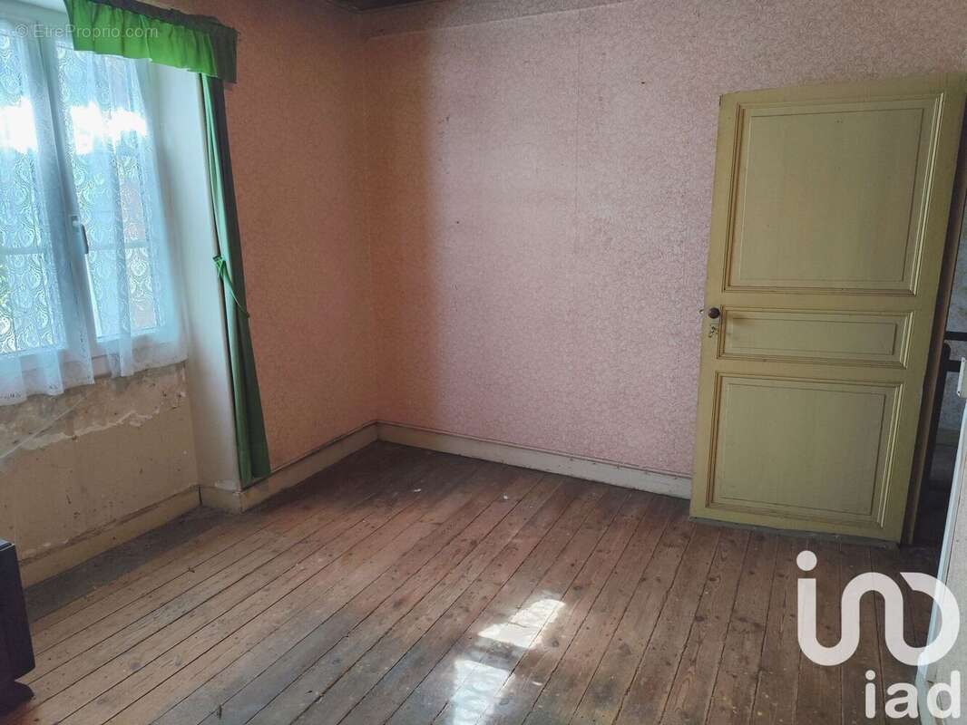 Photo 9 - Maison à ROUMAZIERES-LOUBERT