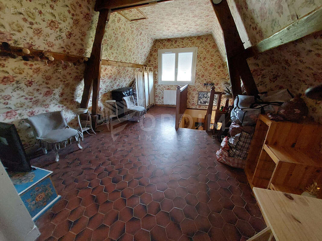 Maison à BUSSY-LE-REPOS