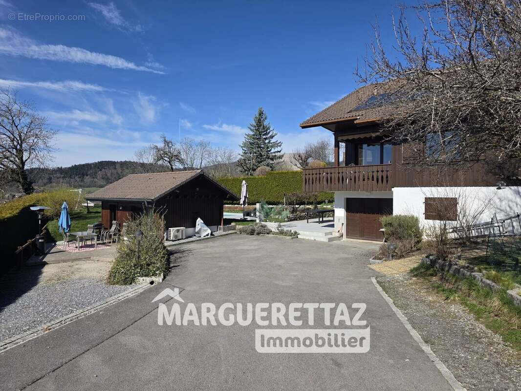 Maison à VIUZ-EN-SALLAZ