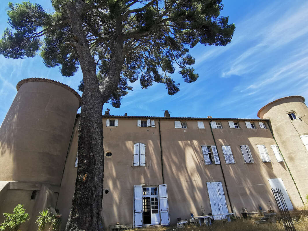 Maison à LEZIGNAN-LA-CEBE