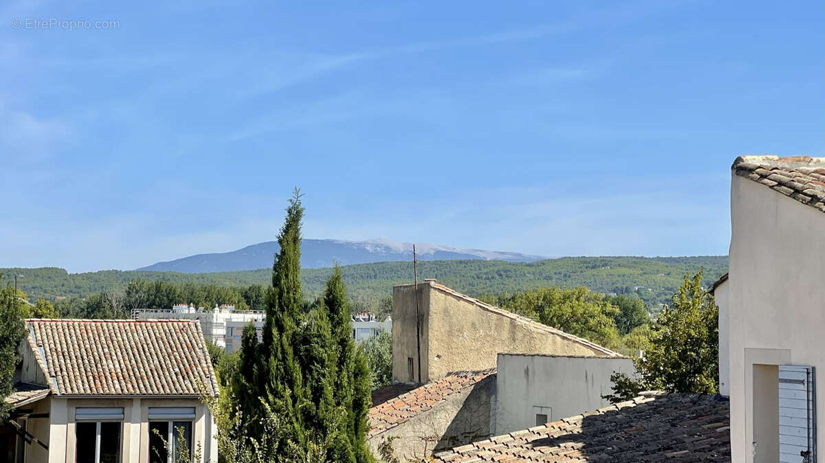 Maison à L'ISLE-SUR-LA-SORGUE