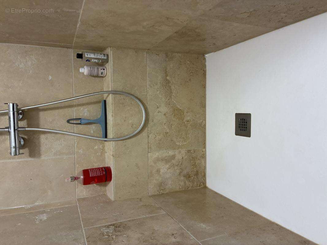 Appartement à EYGUIERES