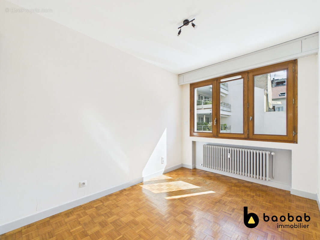 Appartement à AIX-LES-BAINS