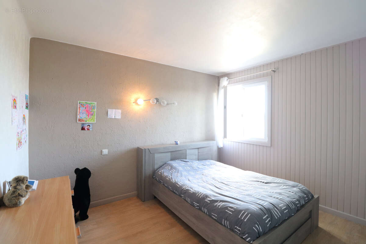 Appartement à LA CROIX-VALMER