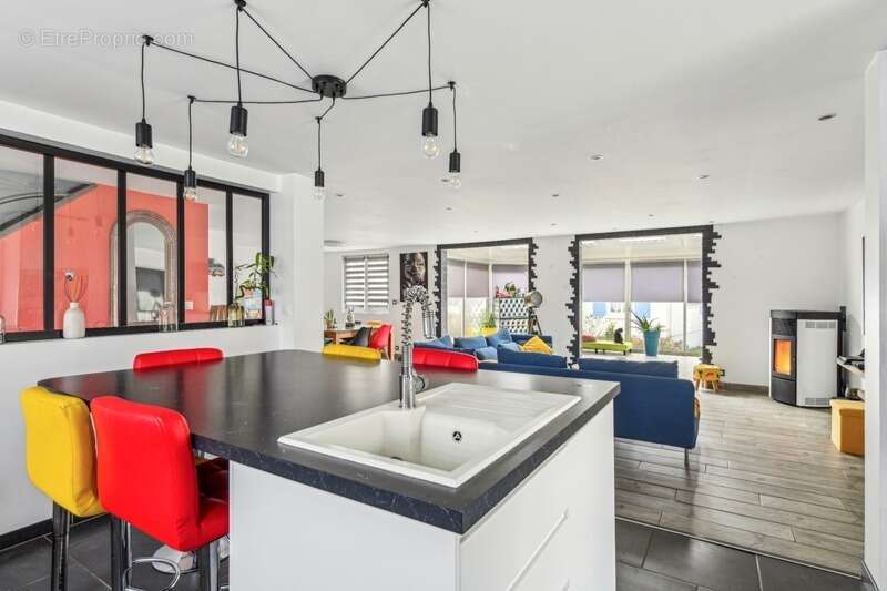 Maison à BELLEVILLE-SUR-MER